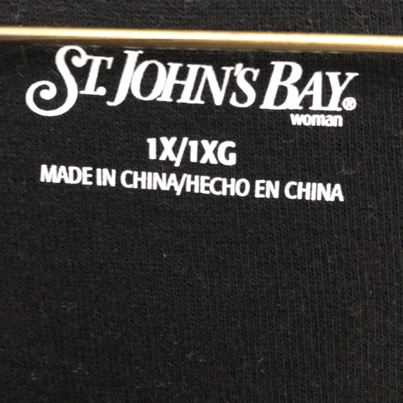 St. John’s Bay women’s tee - Picture 2 of 2